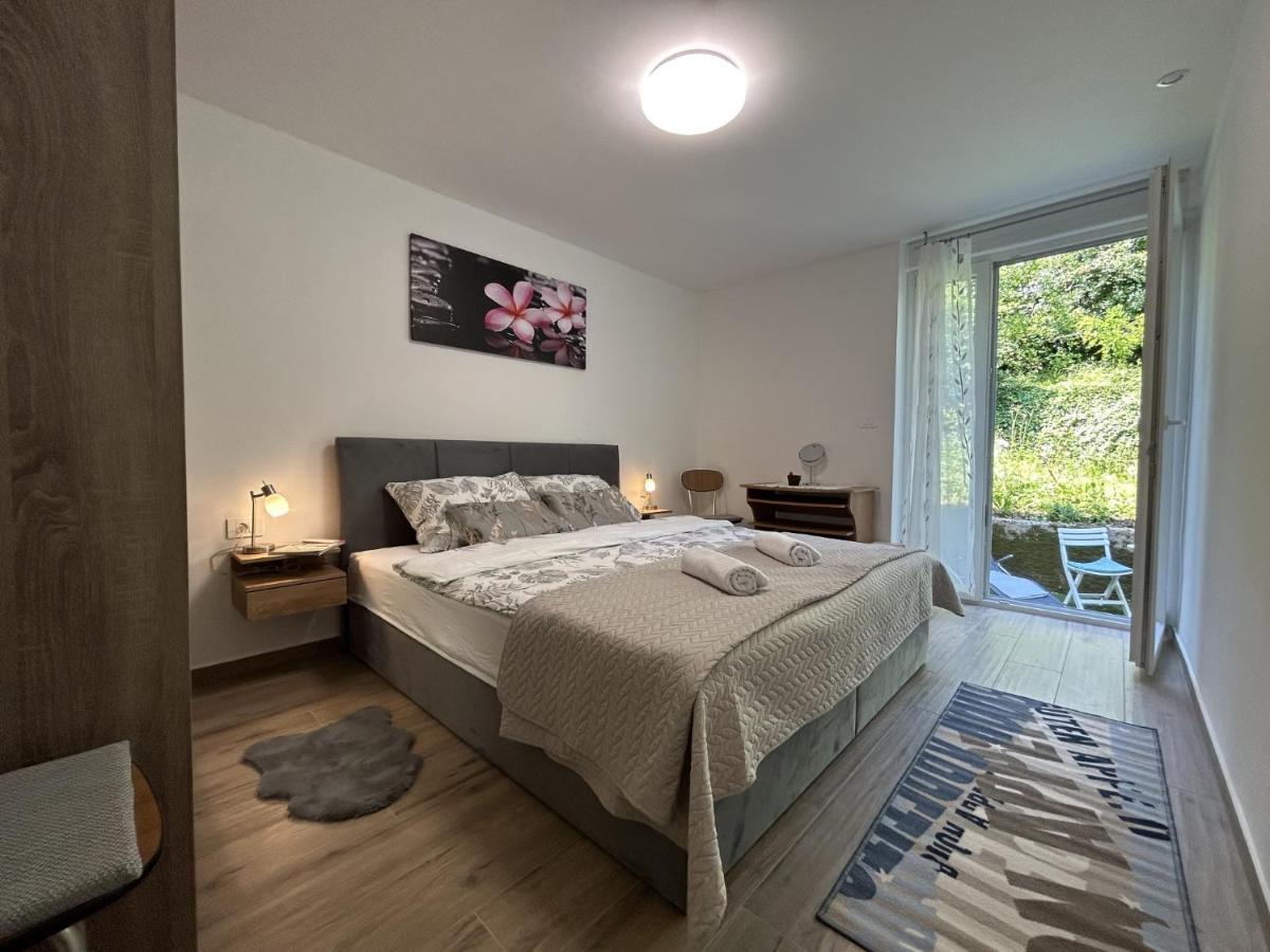 Apartment Toni Lovran Exteriér fotografie